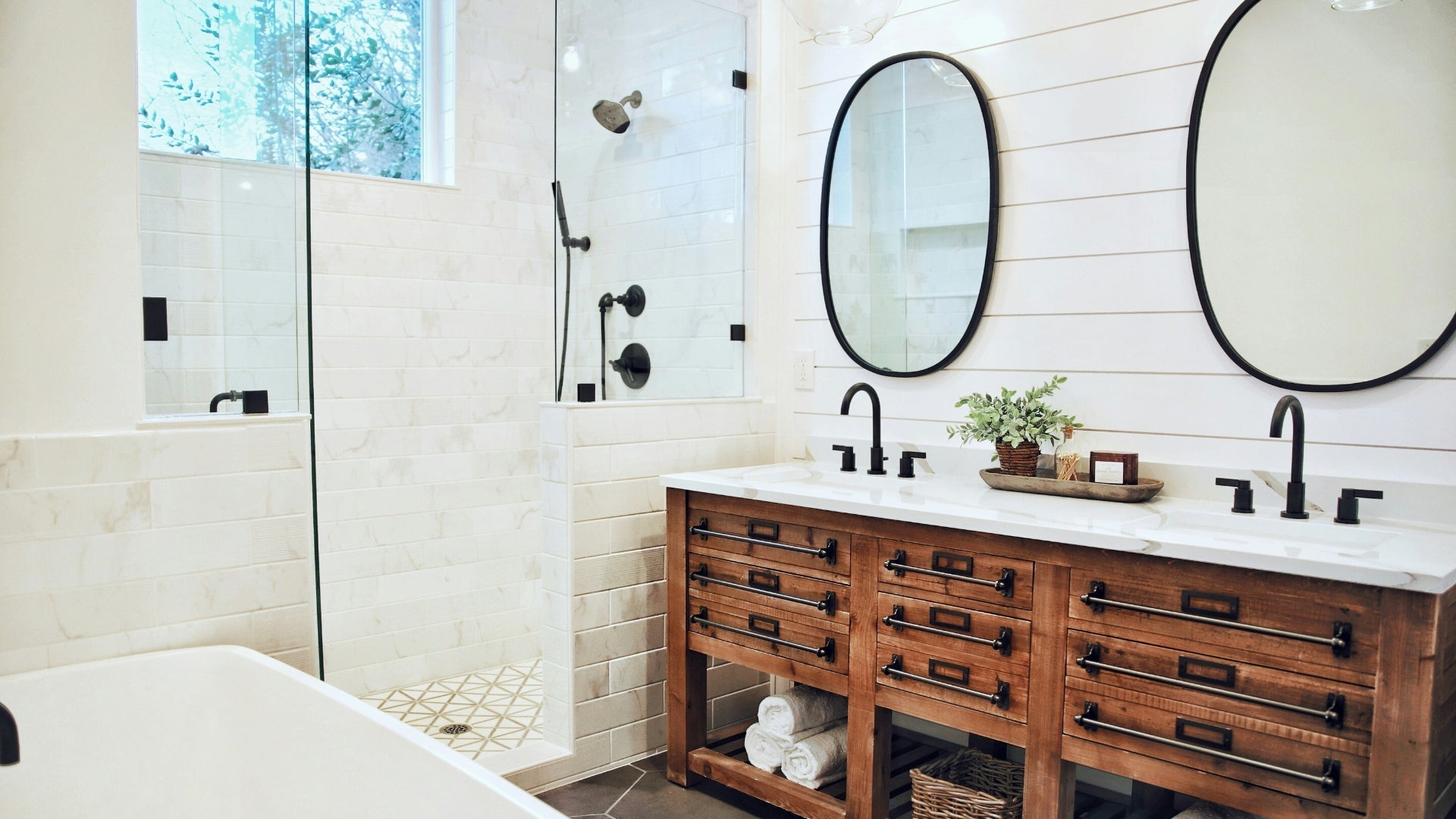 Enhance Your Home Improvement with Premium Bathroom Accessories from Panchhi Store