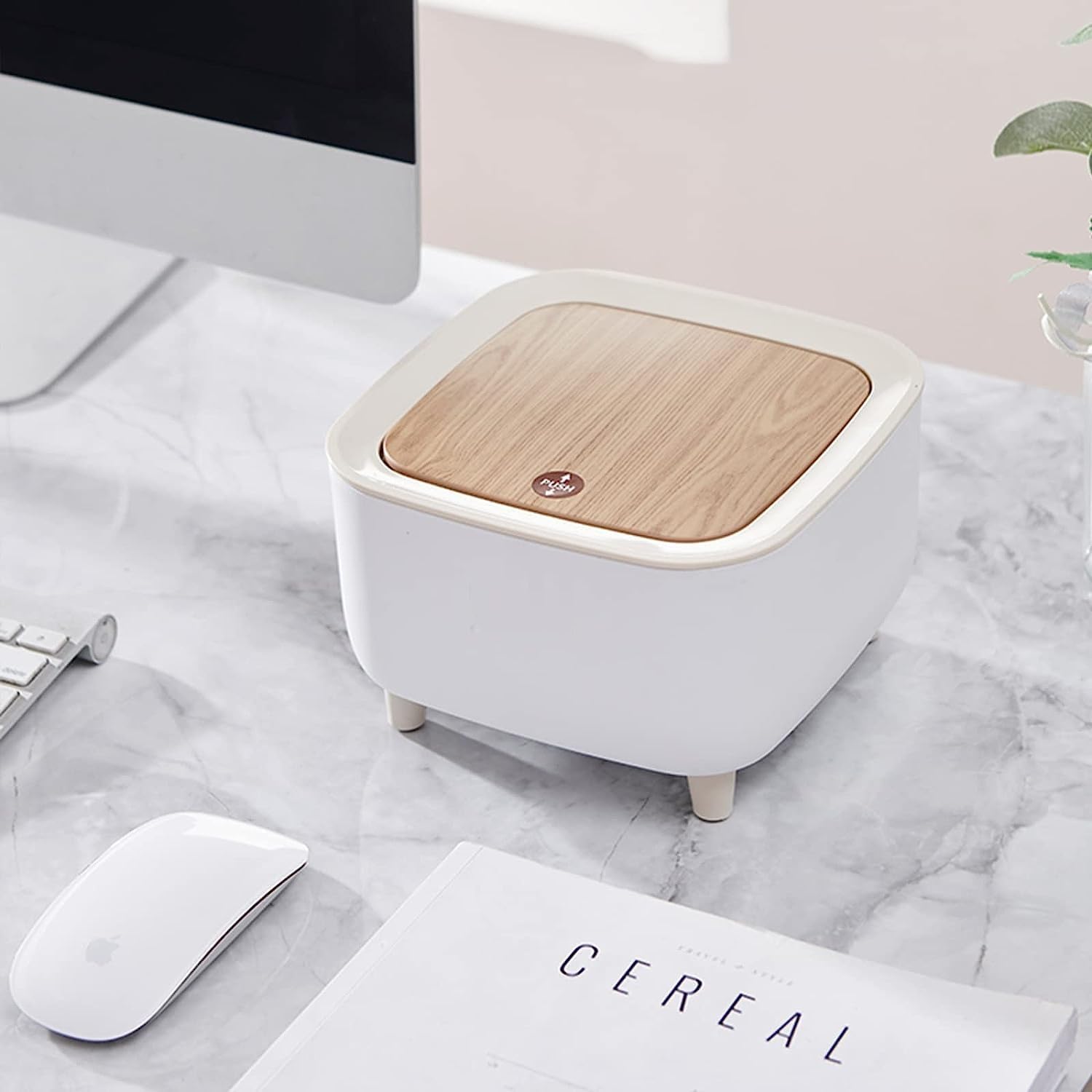 Small Dustbin With Lid